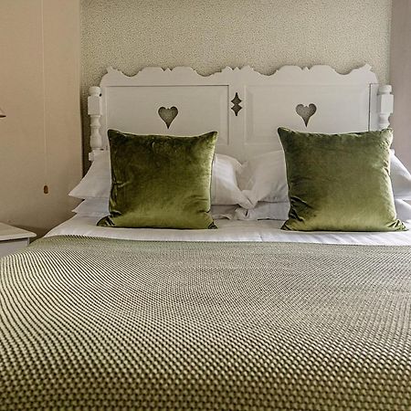Caer Beris Manor House B&B Билт Уелс Екстериор снимка