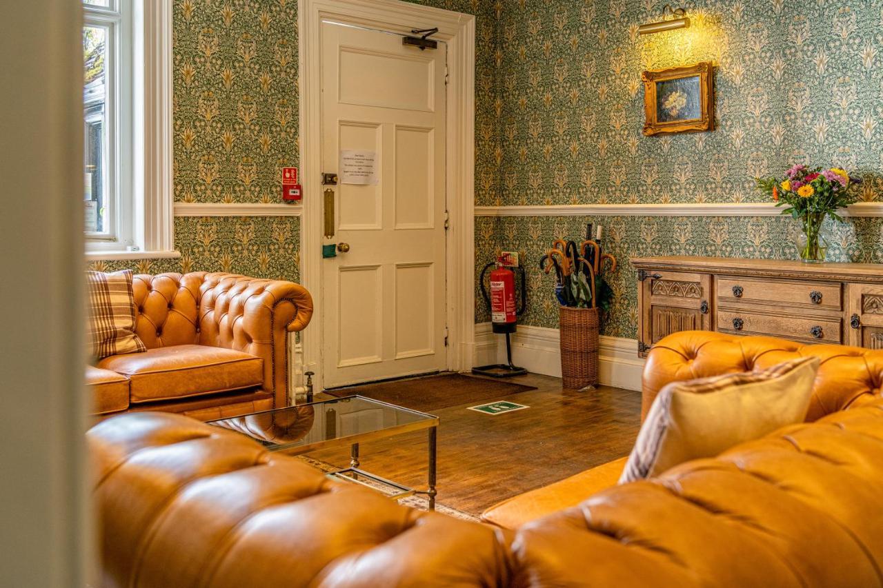 Caer Beris Manor House B&B Билт Уелс Екстериор снимка