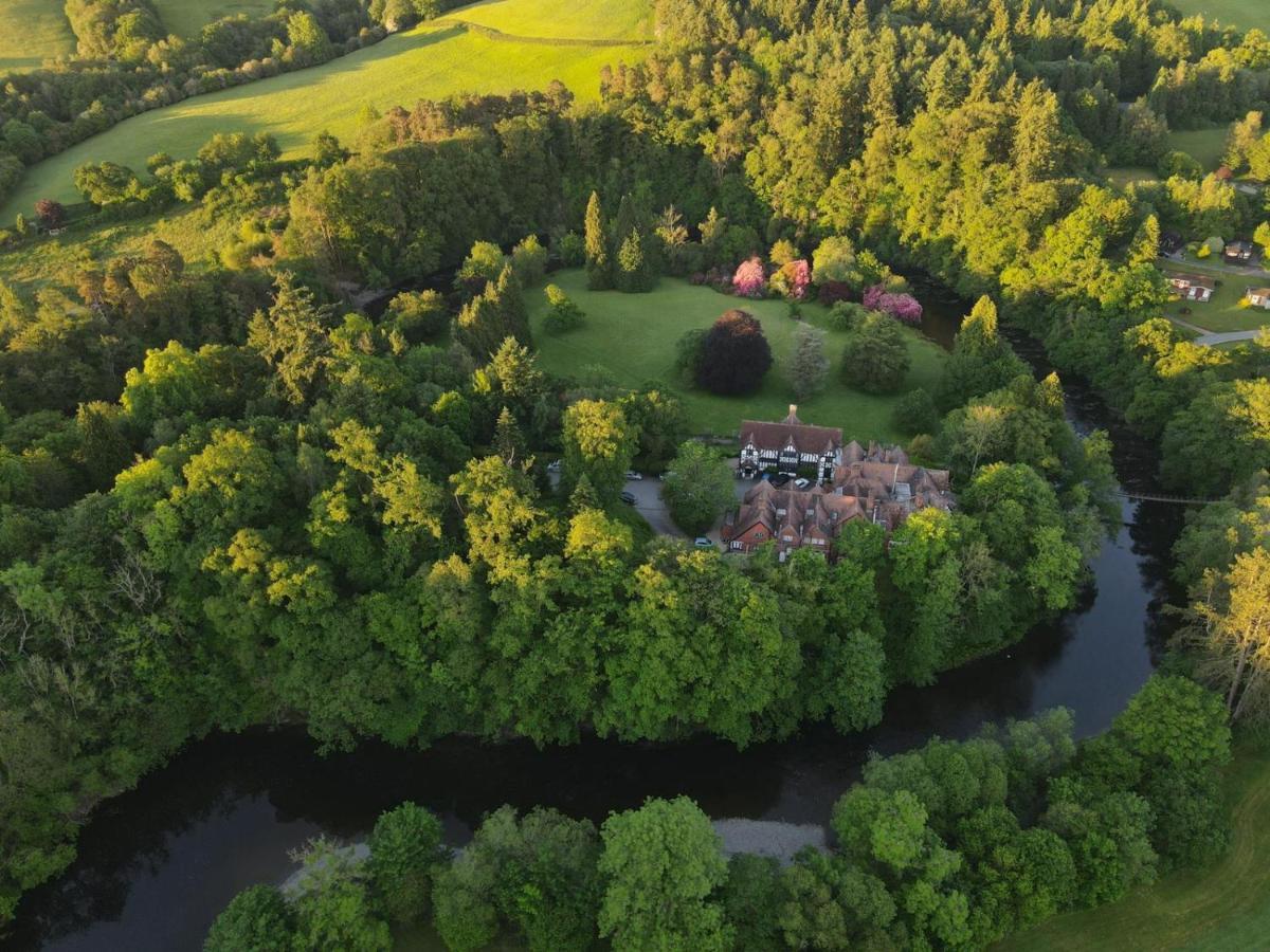 Caer Beris Manor House B&B Билт Уелс Екстериор снимка