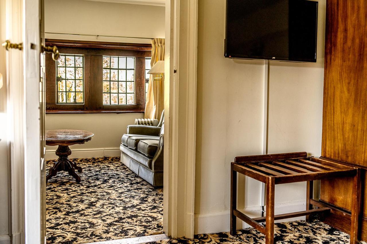 Caer Beris Manor House B&B Билт Уелс Екстериор снимка