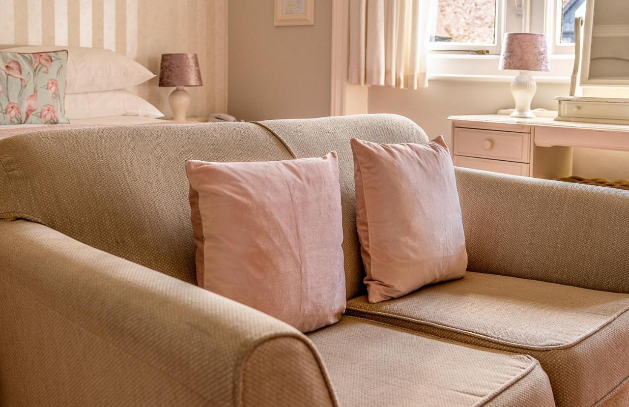 Caer Beris Manor House B&B Билт Уелс Екстериор снимка