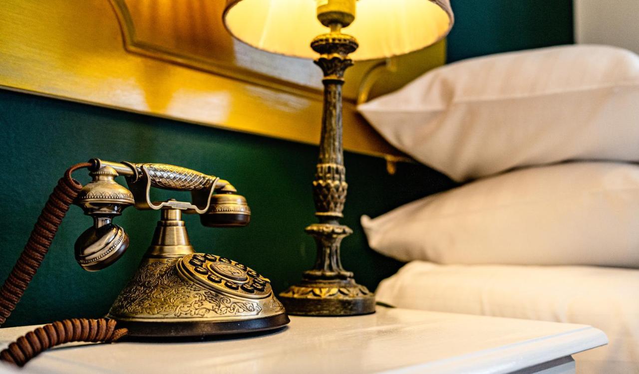 Caer Beris Manor House B&B Билт Уелс Екстериор снимка