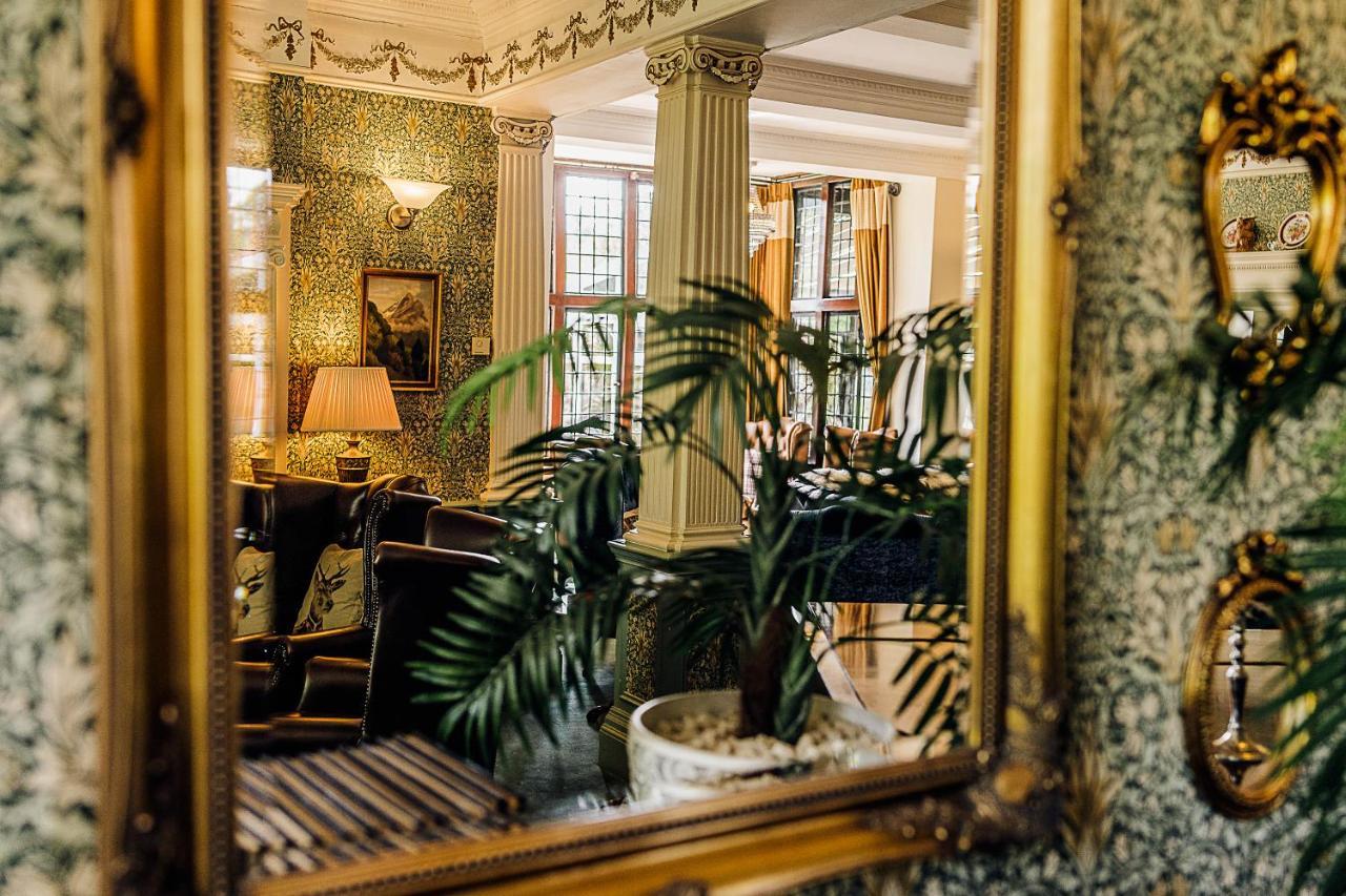 Caer Beris Manor House B&B Билт Уелс Екстериор снимка