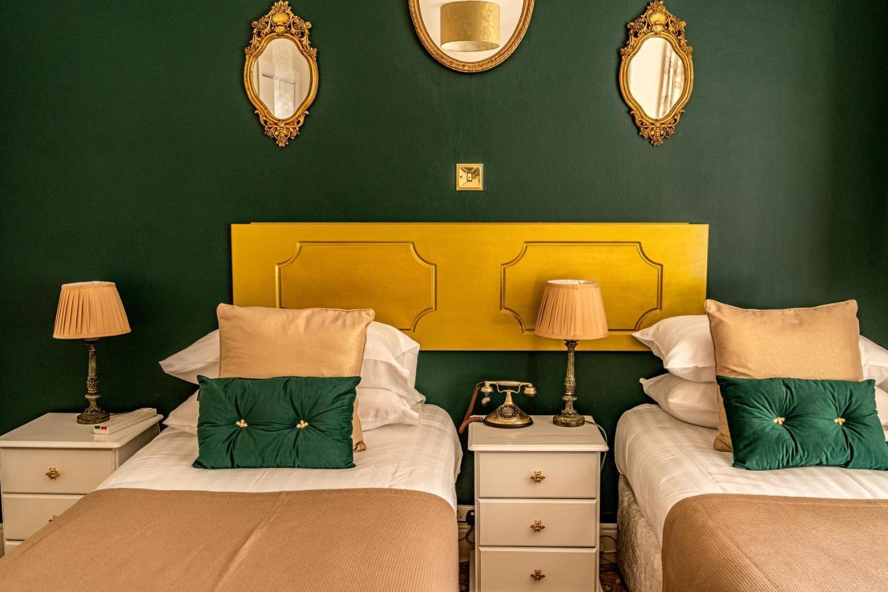 Caer Beris Manor House B&B Билт Уелс Екстериор снимка
