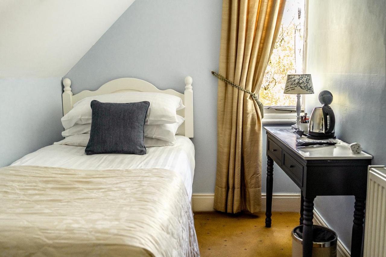 Caer Beris Manor House B&B Билт Уелс Екстериор снимка